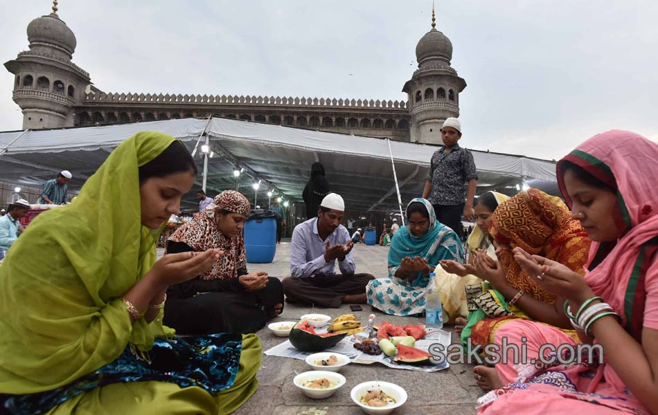 ramadan in hyderabad - Sakshi11