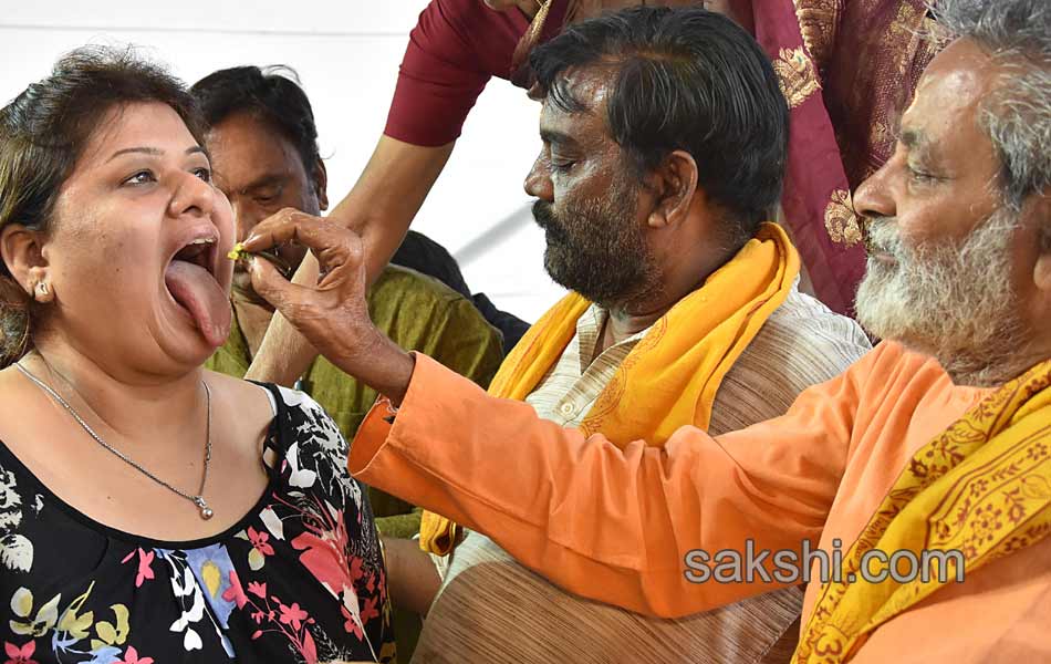 Thousands of asthma patients take fish prasadam in Hyderabad6