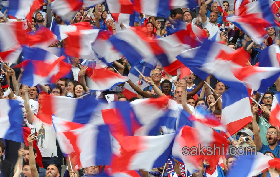 Soccer Euro 2016 France Romania - Sakshi11