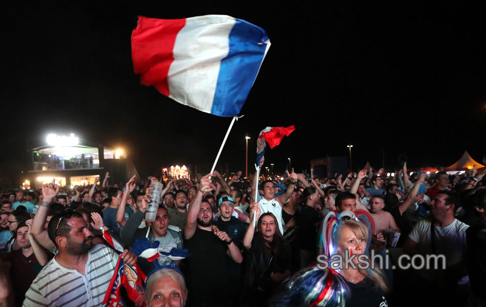 Soccer Euro 2016 France Romania - Sakshi26