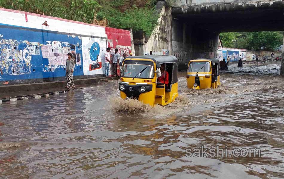 hevy rain in ap and Telangana3