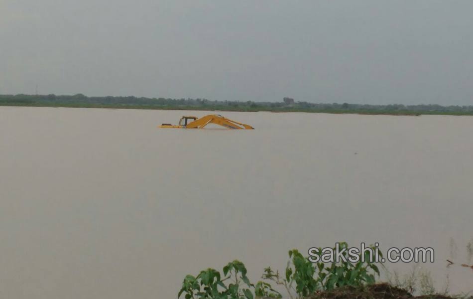 hevy rain in ap and Telangana17