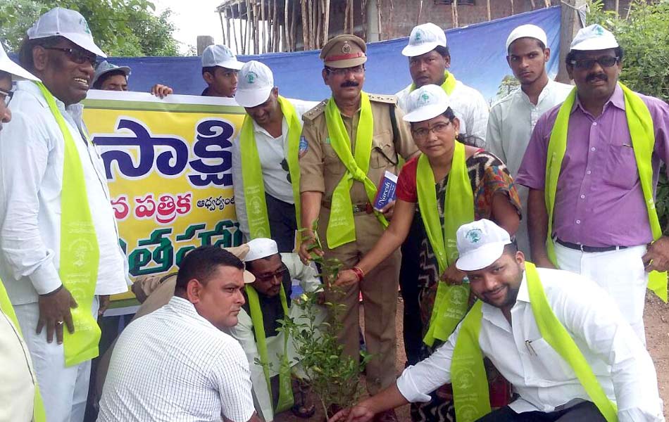 sakshi harithaharam5