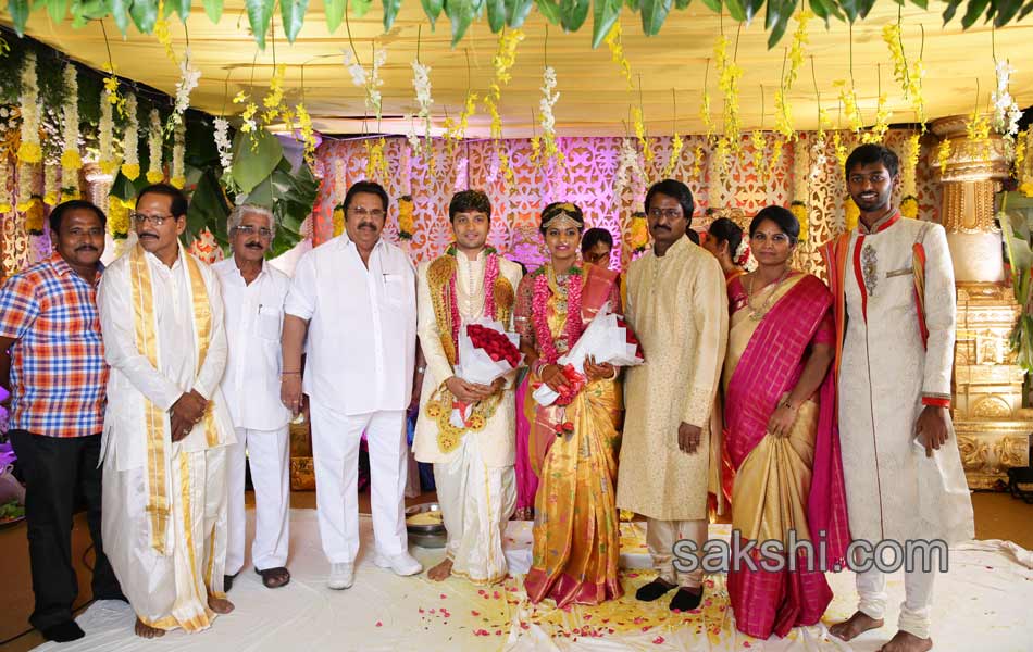 Prabhu Thej Varsha Weddig photos12