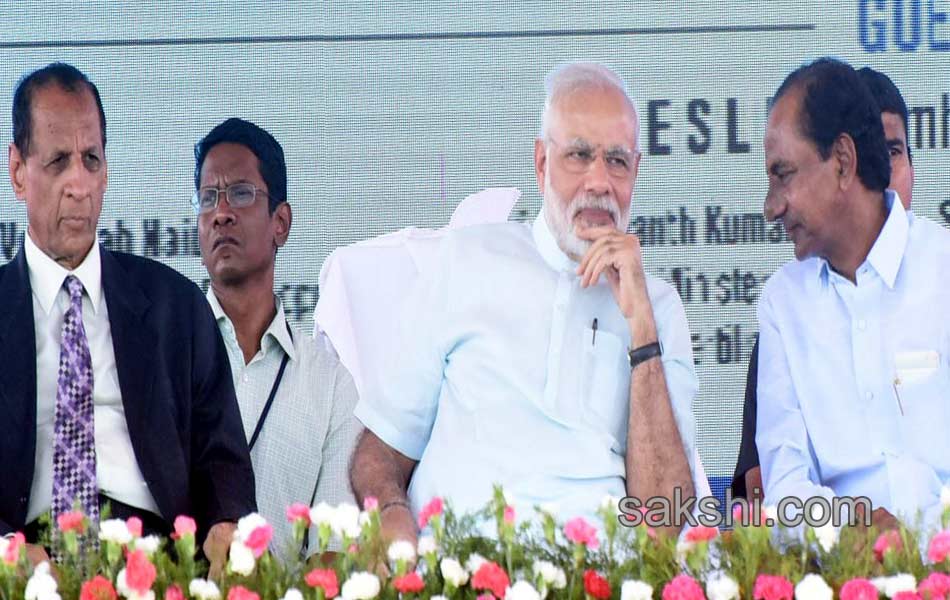 PM Modi lays foundation for NTPC power plant in Telangana - Sakshi15