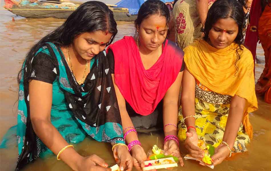 worship of Godavari pushker4