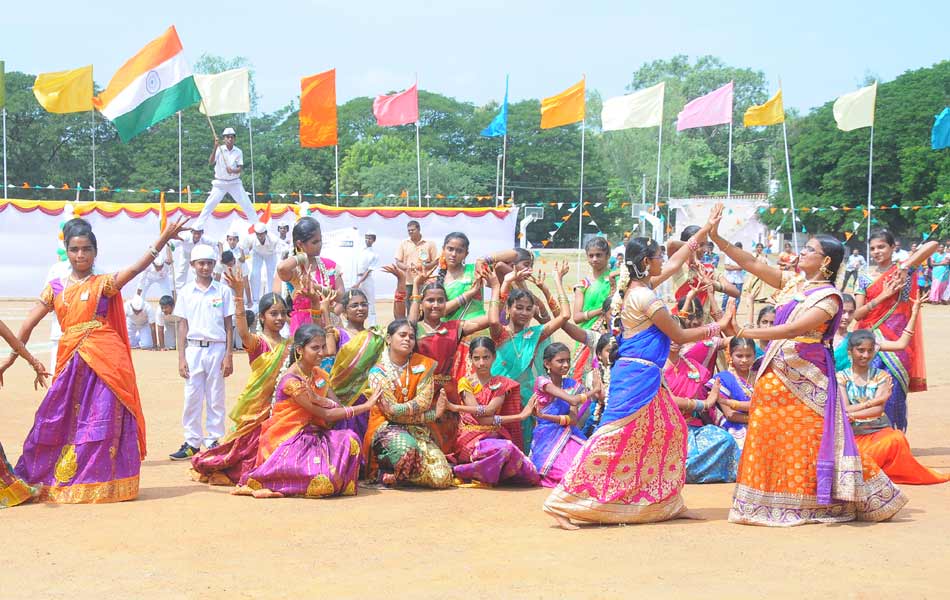 national flag inagurations in guntur dist4