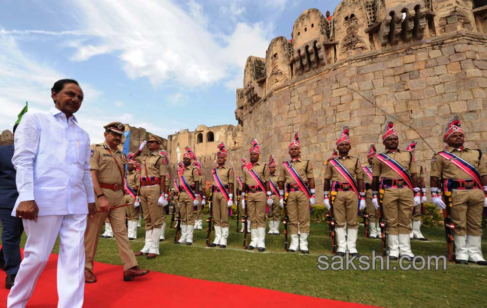 Telangana CM KCR Independence Day Golkonda - Sakshi2