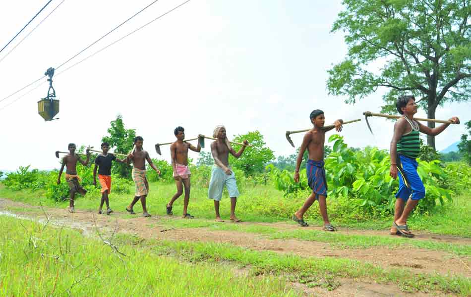 neenu teesina chitralu kmm - Sakshi3