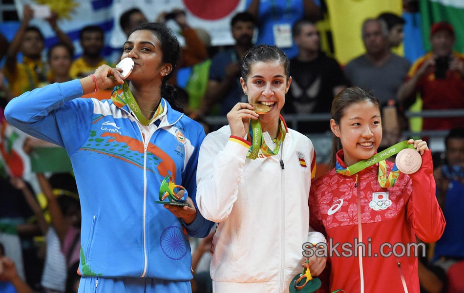 Rio Olympics 2016 Carolina Marin beats Indias PV Sindhu in badminton final6