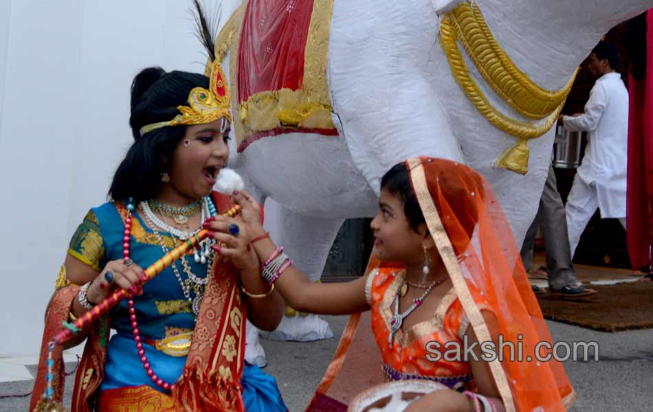 PV Sindhu attends Krishnastami Celebrations in Hyderabad7