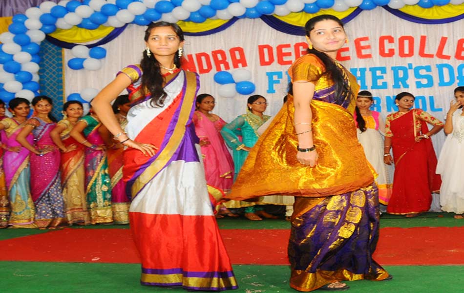 ravindra mahila kalashala freshers day - Sakshi6