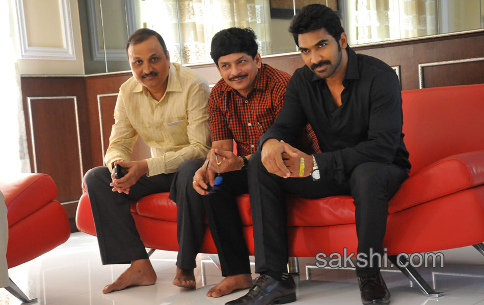 siddhartha movie working stills10