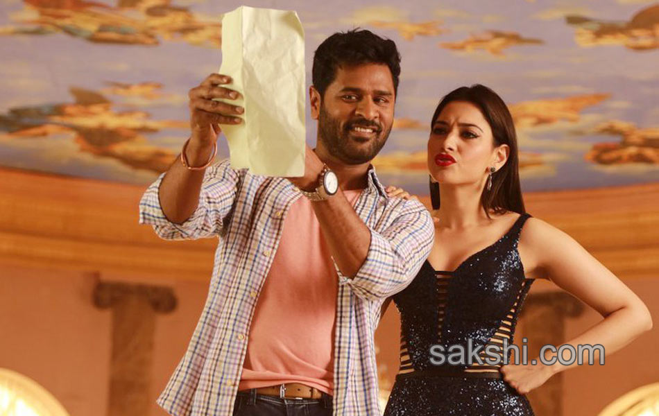 Abhinetri  movie stills7