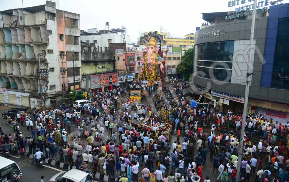 khairatabad ganesh nimajjanam15