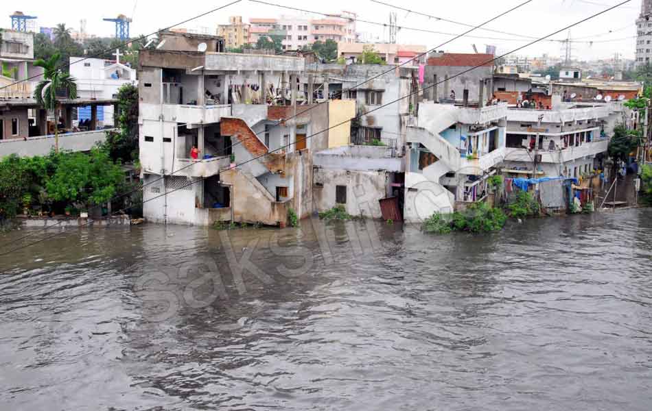 huge rains in Hyderabd - Sakshi20