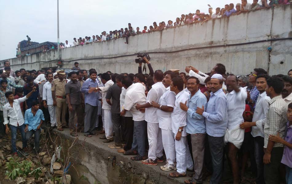 YS Jagan tour - Sakshi5