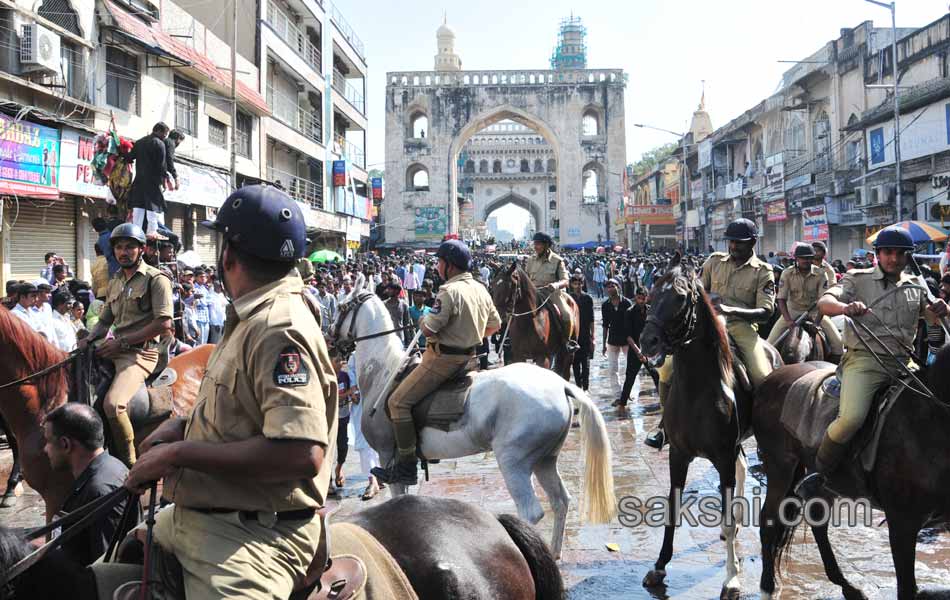 moharram festivel in hyderabad charminar3