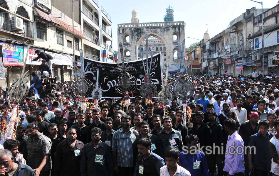 moharram festivel in hyderabad charminar4