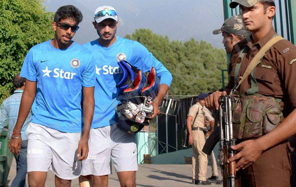 Team India players at a practice session13