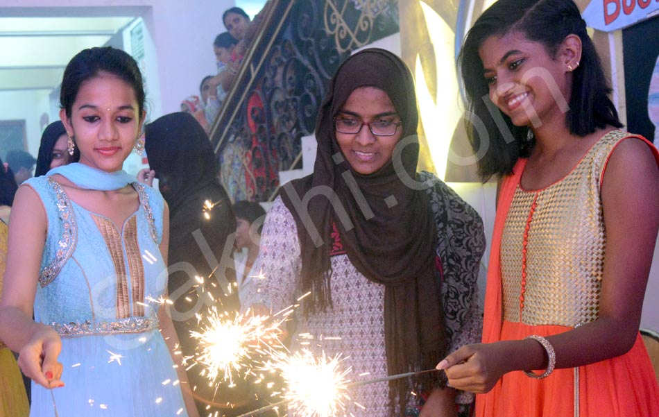 Diwali Celebrations in Minority College Heroine mannara chopra9