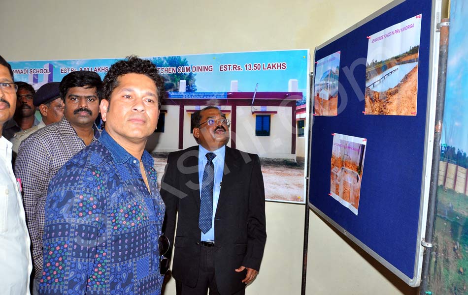 Sachin visits his adopted village Puttamraju Kandrika in AP14