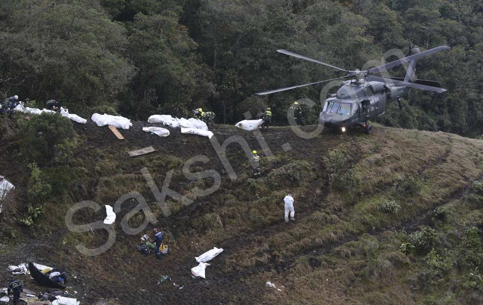 Colombia plane crash 71 dead on Brazil soccer teams charter flight3