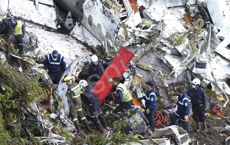 Colombia plane crash 71 dead on Brazil soccer teams charter flight7