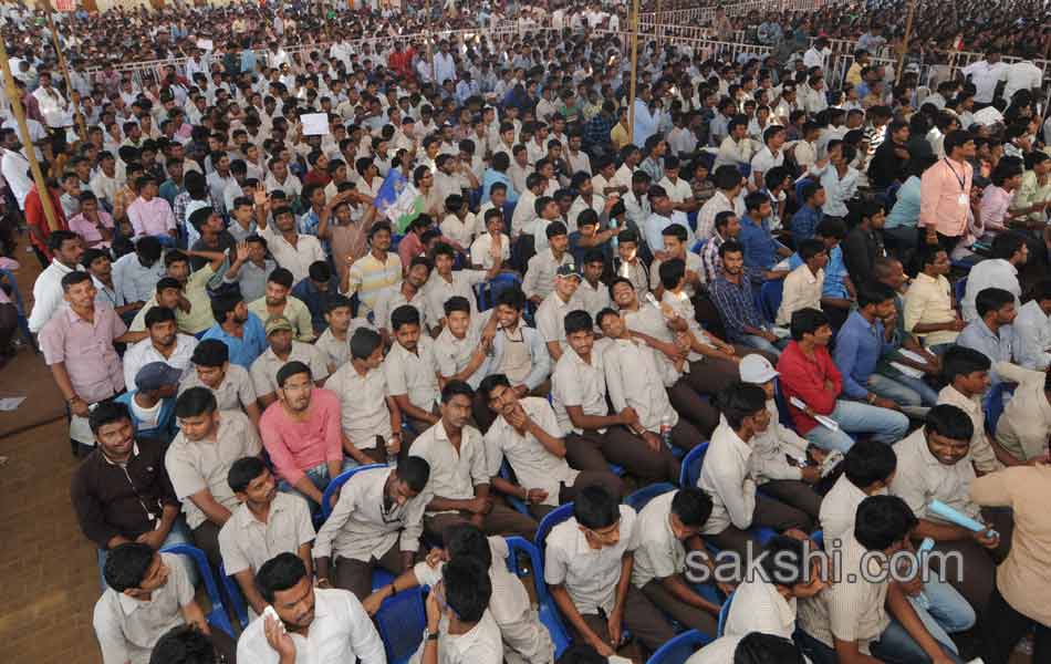 YS Jagan Speech in Yuva Bheri at Vizianagaram - Sakshi9