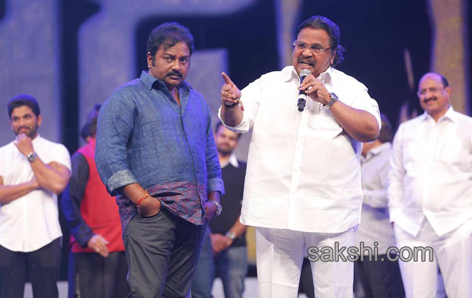 Chiranjeevis Khaidi No 150 pre release celebration28