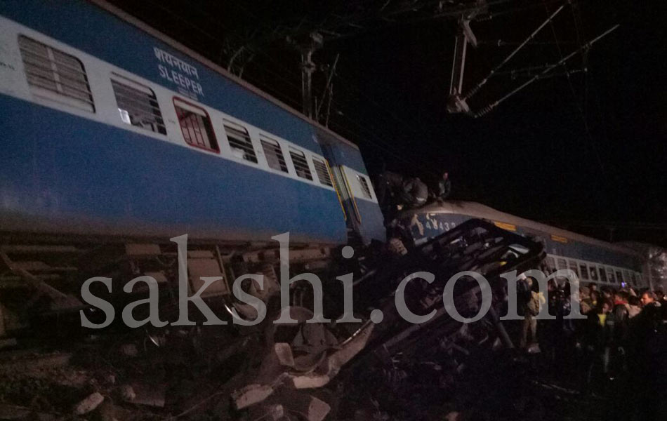 Train accident in andhra pradesh17