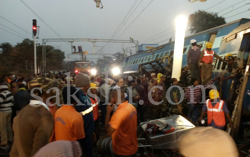 Train accident in andhra pradesh30