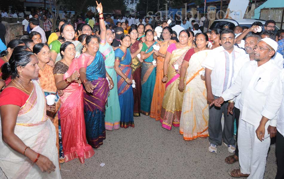 Candle Rally in R K Beach Vizag - Sakshi25