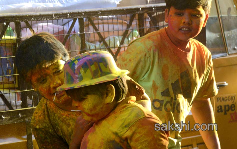 Holi celebrations in hyderabad5