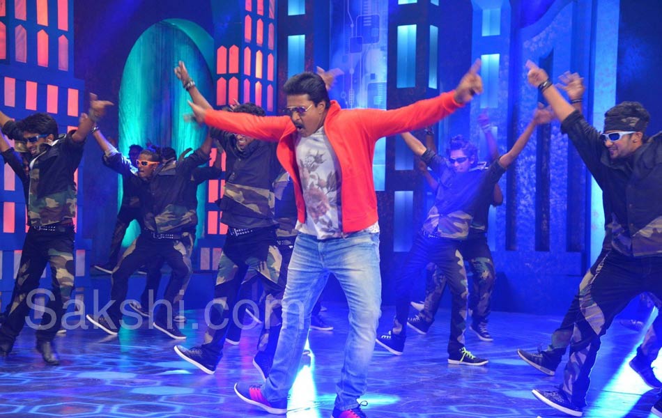 Ungarala Rambabu movie still9