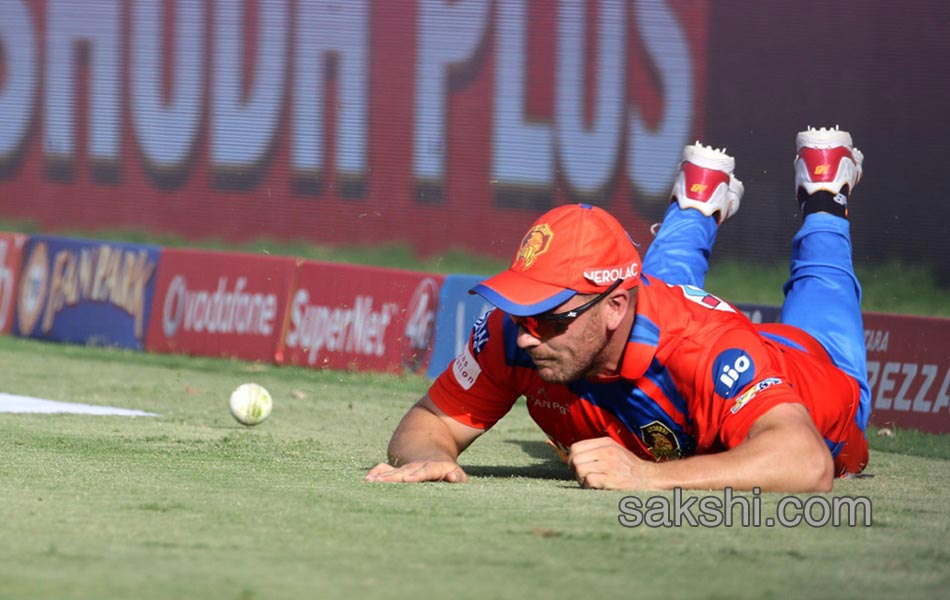 Gujarat Lions vs Kings XI Punjab - Sakshi17