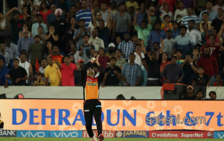 David Warner century sets up Sunrisers win over KKR3