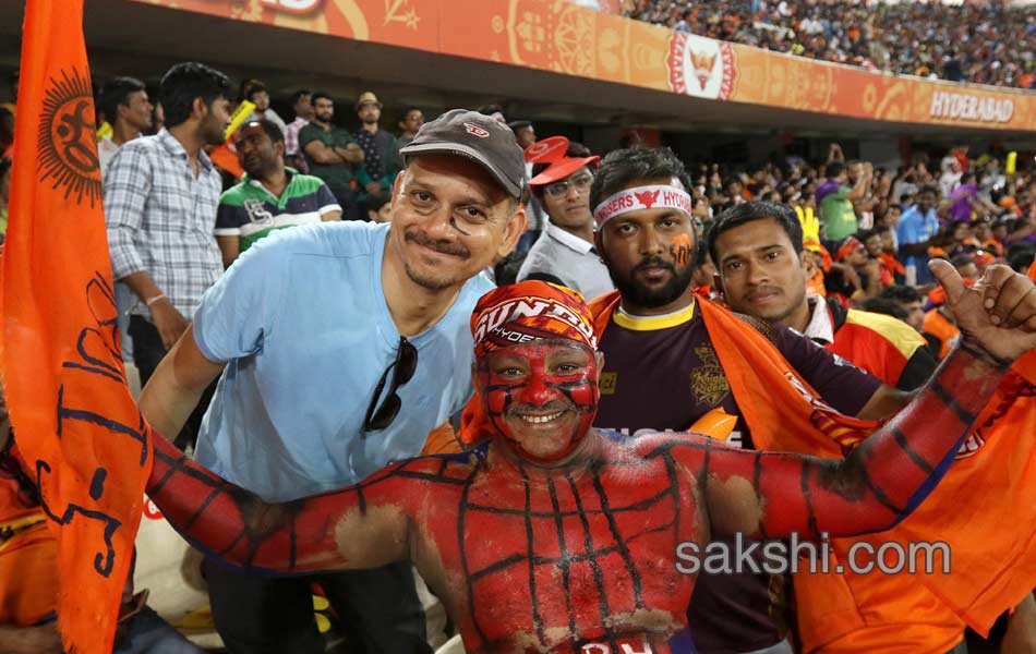 David Warner century sets up Sunrisers win over KKR13