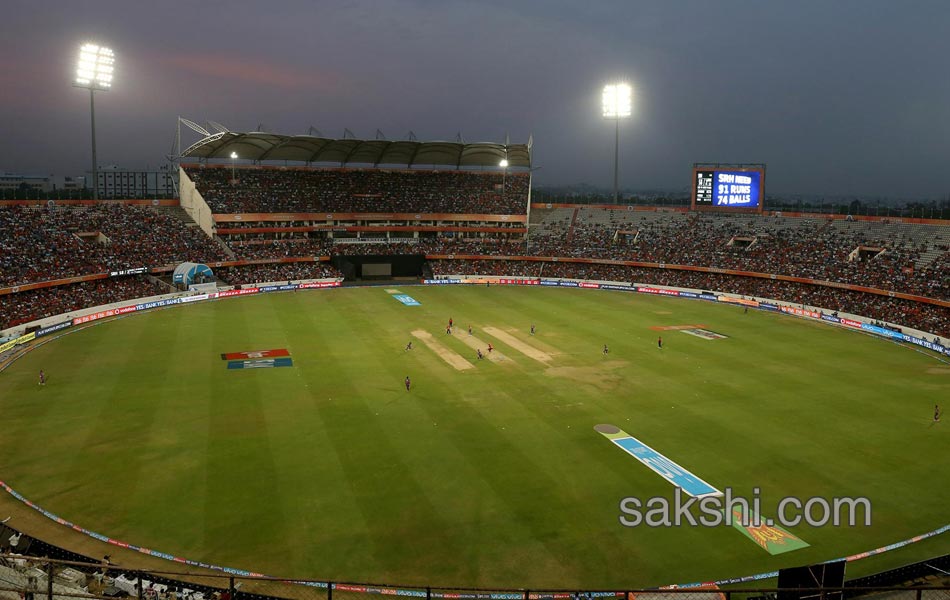 pune beats sunrisers by 12 runs5