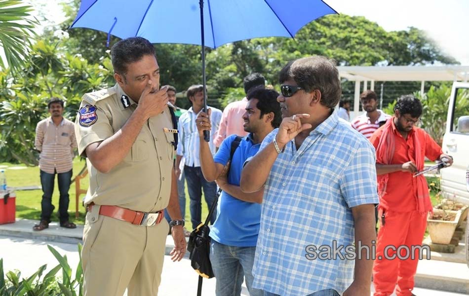 nakshatram working stills - Sakshi1