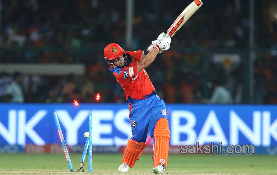 Delhi Daredevils beat Gujarat Lions by two wickets - Sakshi24