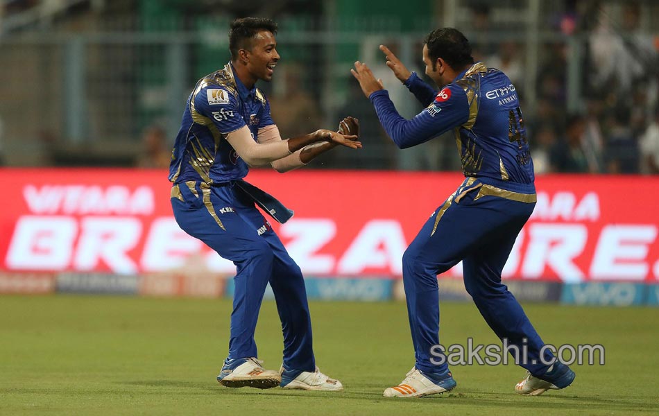 Mumbai Indians beat Kolkata Knight Riders by 9 runs21