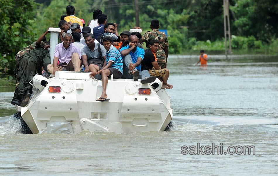 Sri Lanka Mudslides8