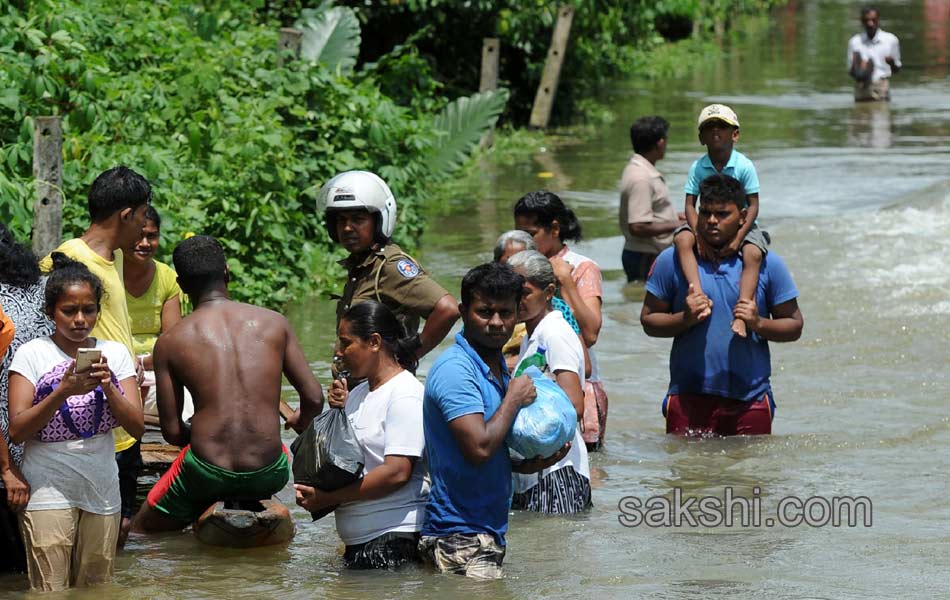 Sri Lanka Mudslides9