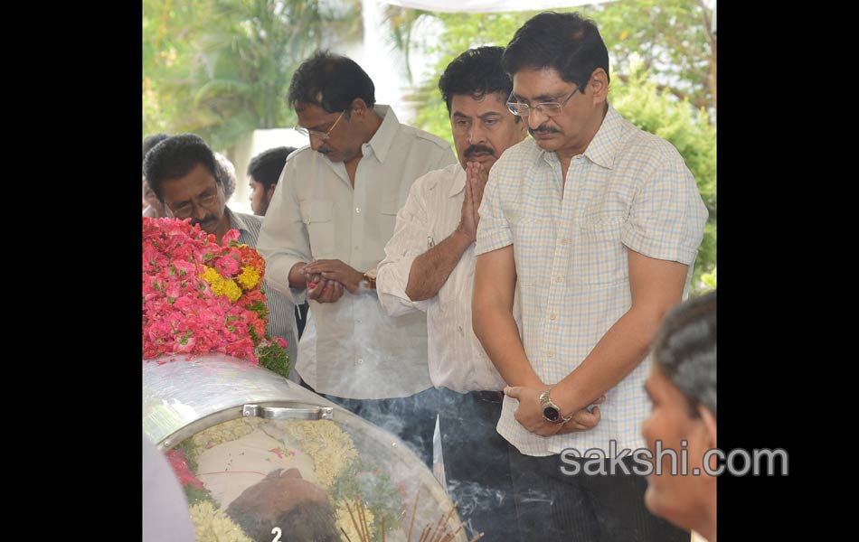 Tributes To Dasari Narayana Rao43