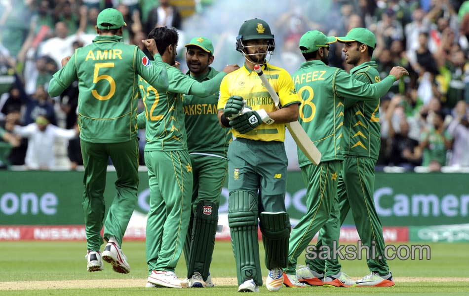 pakistan beats southafrica by 19 runs6