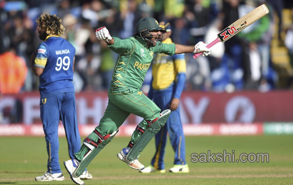 pakistan wins aganist srilanka - Sakshi5