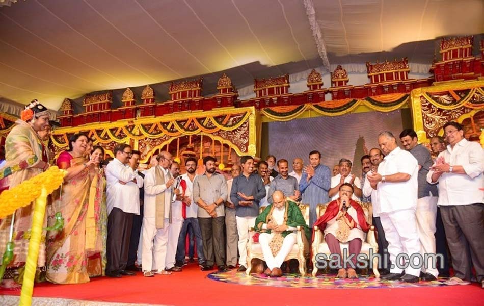 FNCC Team Felicitates K Viswanath and SP Balu6