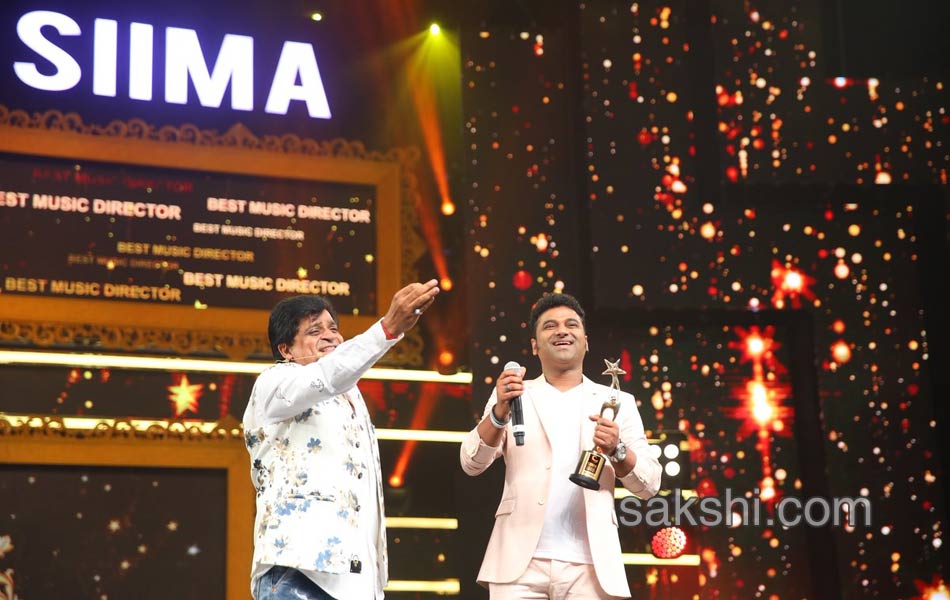 SIIMA award Abu Dhabi 20174