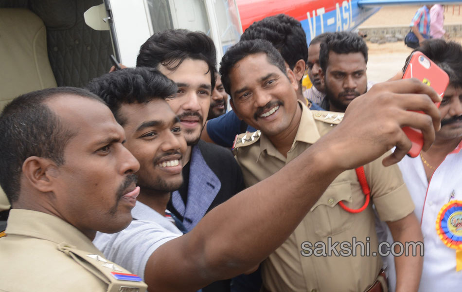 akhil samantha in karimnagar23